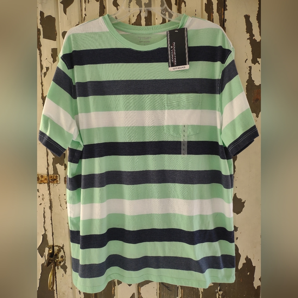 Nwt Roundtree & Yorke Large Soft Washed Short Sle… - image 1